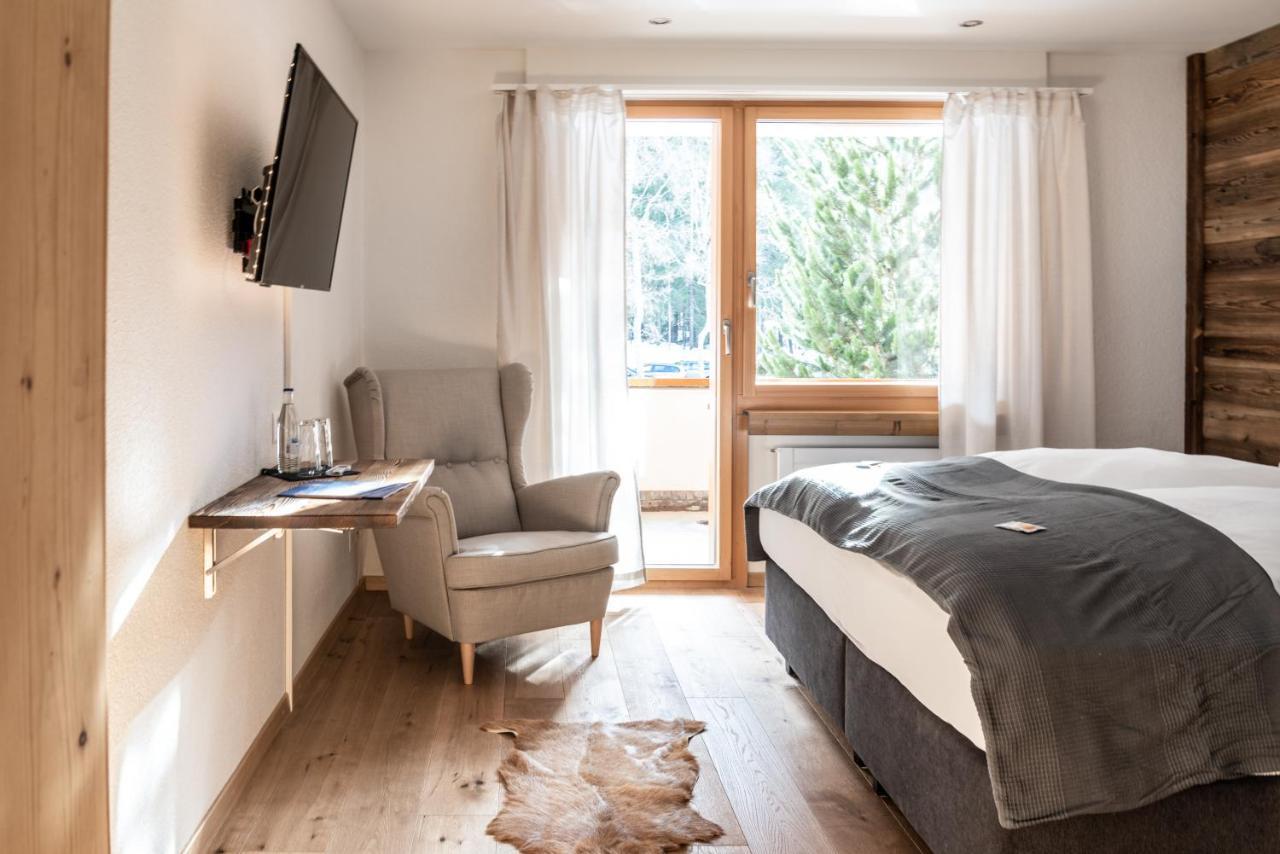 Typically Swiss Hotel Ermitage Кандерштег Экстерьер фото