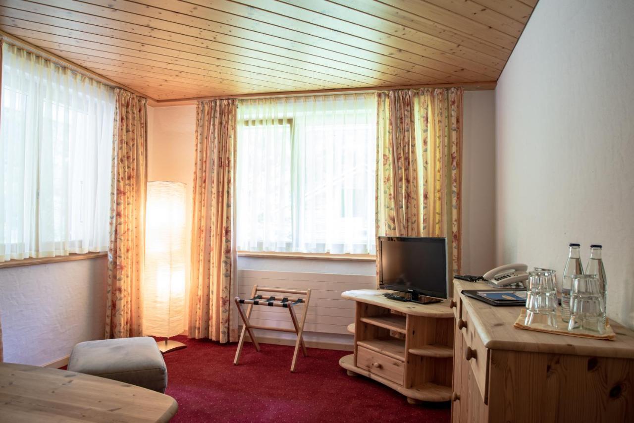 Typically Swiss Hotel Ermitage Кандерштег Экстерьер фото