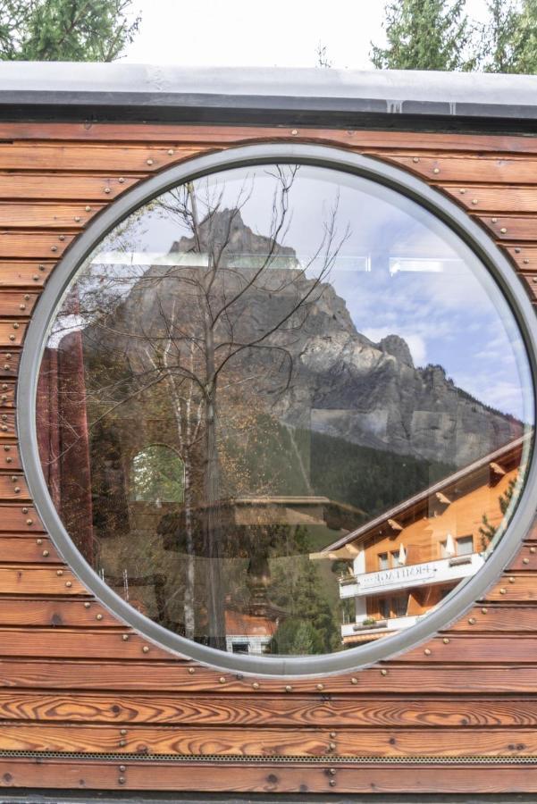 Typically Swiss Hotel Ermitage Кандерштег Экстерьер фото